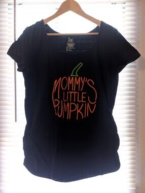 Black Halloween/Fall Maternity Tee
